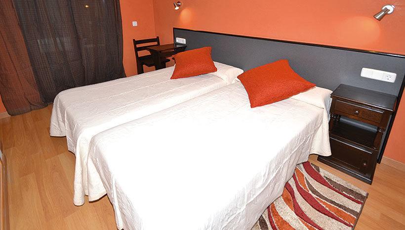 Apartamentos Turisticos Dormi2 Zamora Szoba fotó